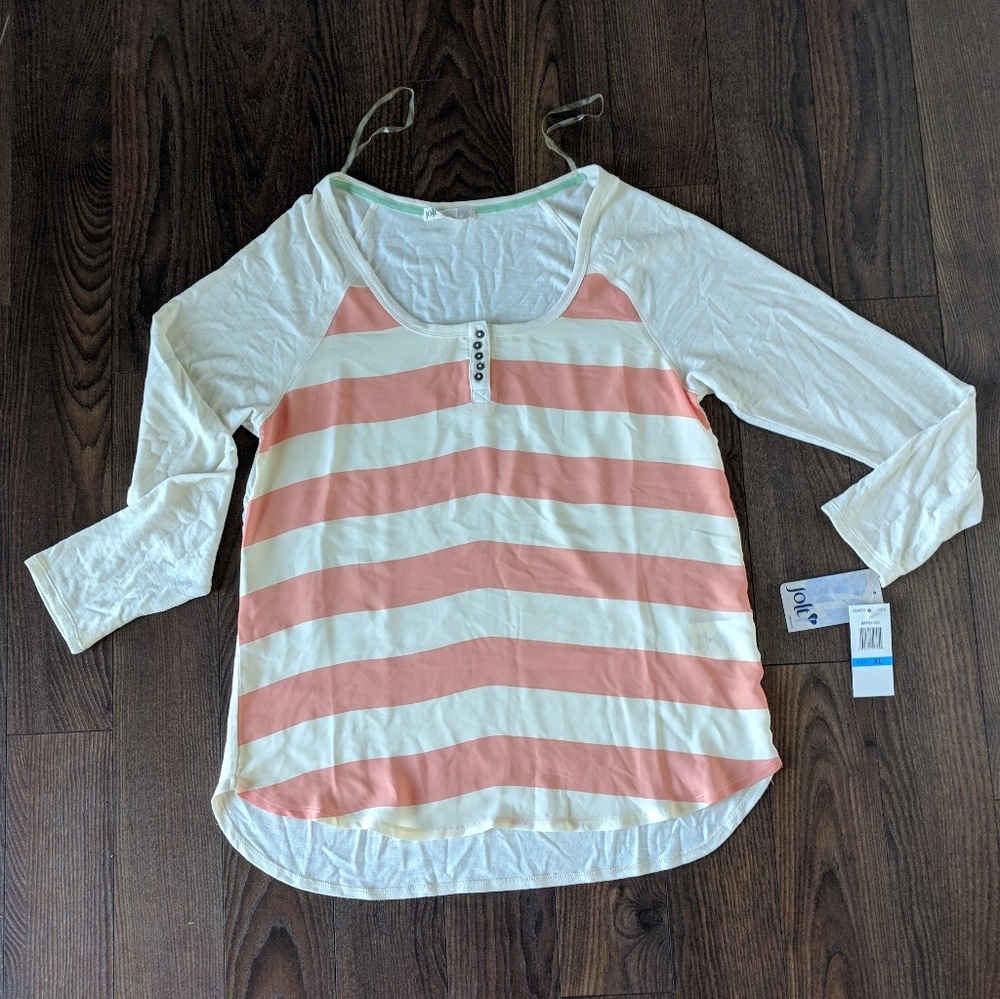 BRAND NEW Half Sleeve Flowy Shirt